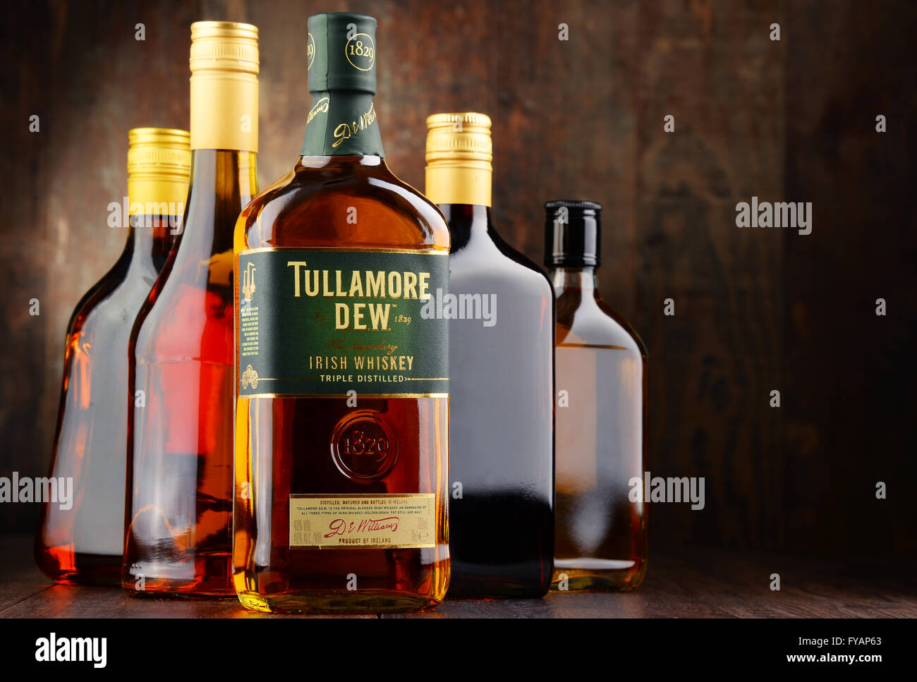 Bottiglia di Tullamore Dew whiskey Foto Stock