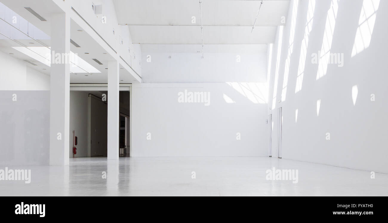 Museo di vuoti interni hall di colore bianco, copia immagine dello spazio Foto Stock