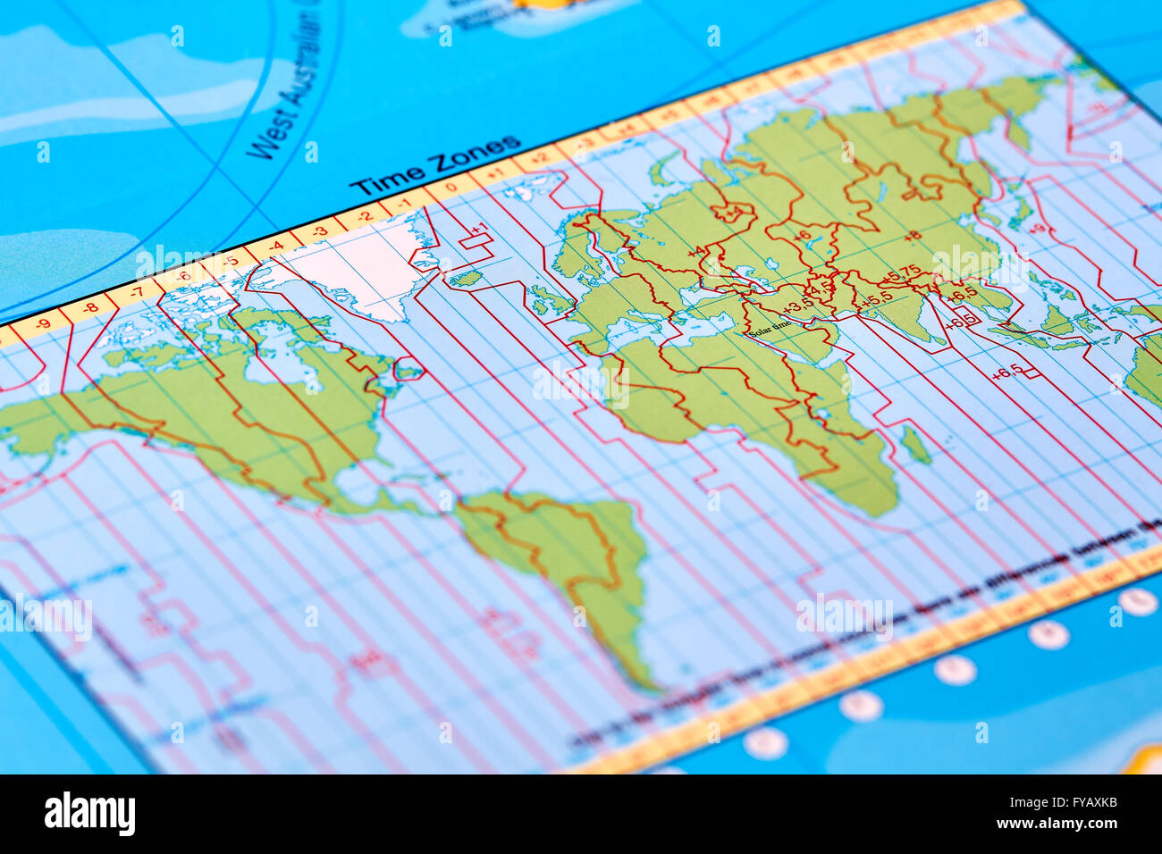 Fusi orari sulla mappa del mondo Foto Stock