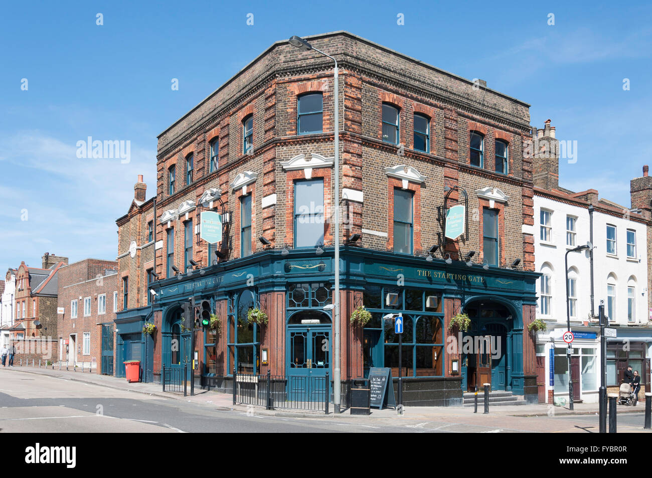 Il cancello di partenza Pub, Station Road, legno verde, London Borough of Haringey, Greater London, England, Regno Unito Foto Stock