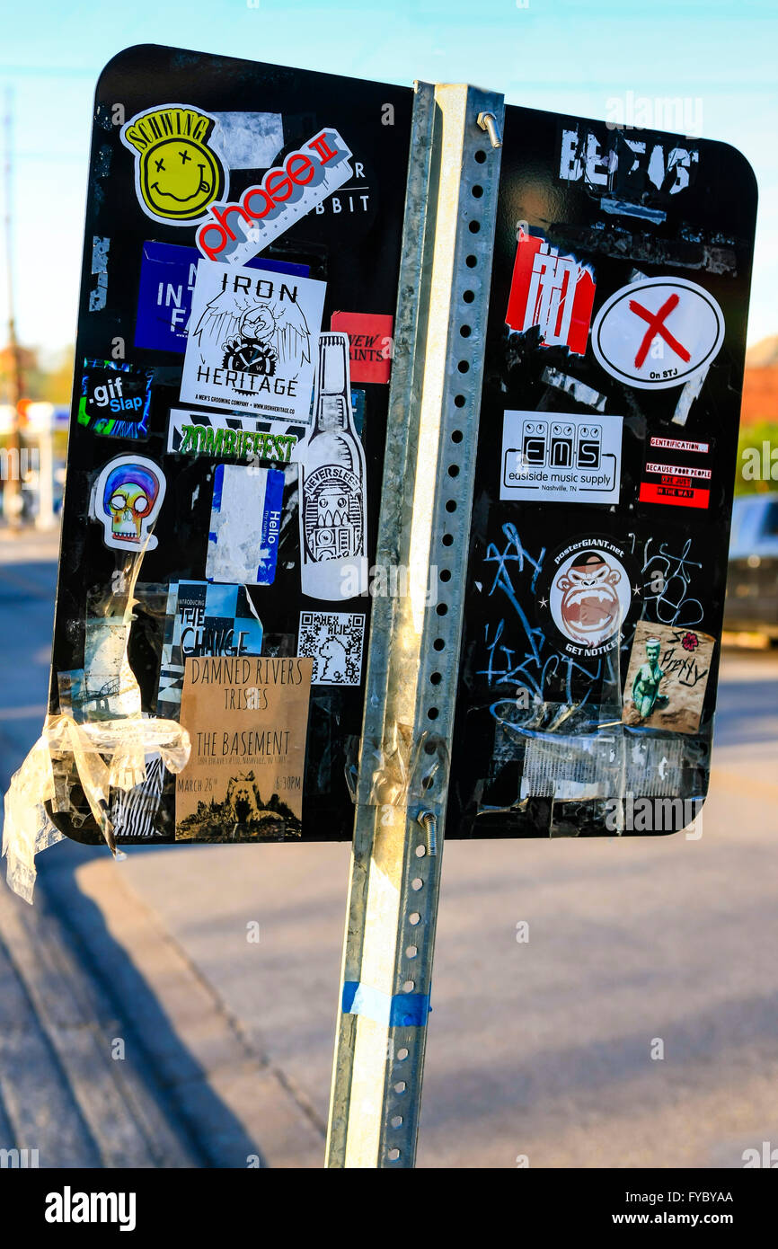 Adesivi pubblicitari immagini e fotografie stock ad alta risoluzione - Alamy