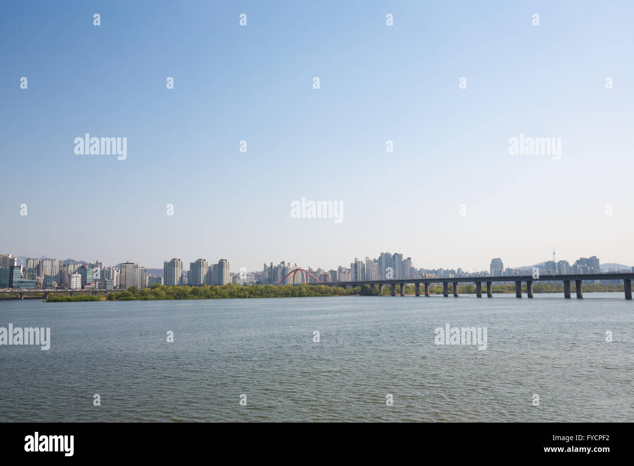 Vista della città di Seoul e fiume Han Foto Stock