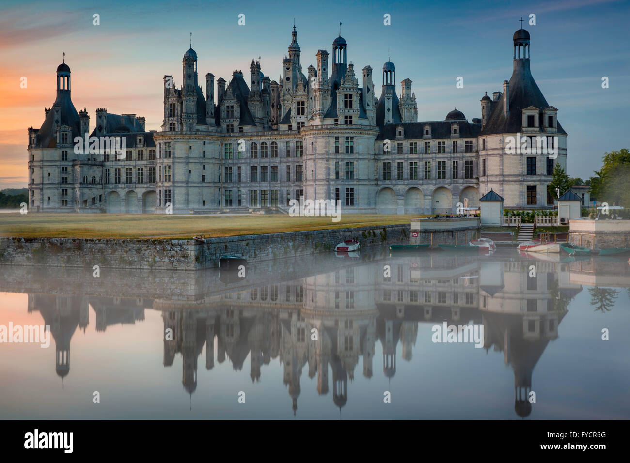 La mattina presto su Chateau de Chambord, Loir-et-Cher, Centre, Francia Foto Stock