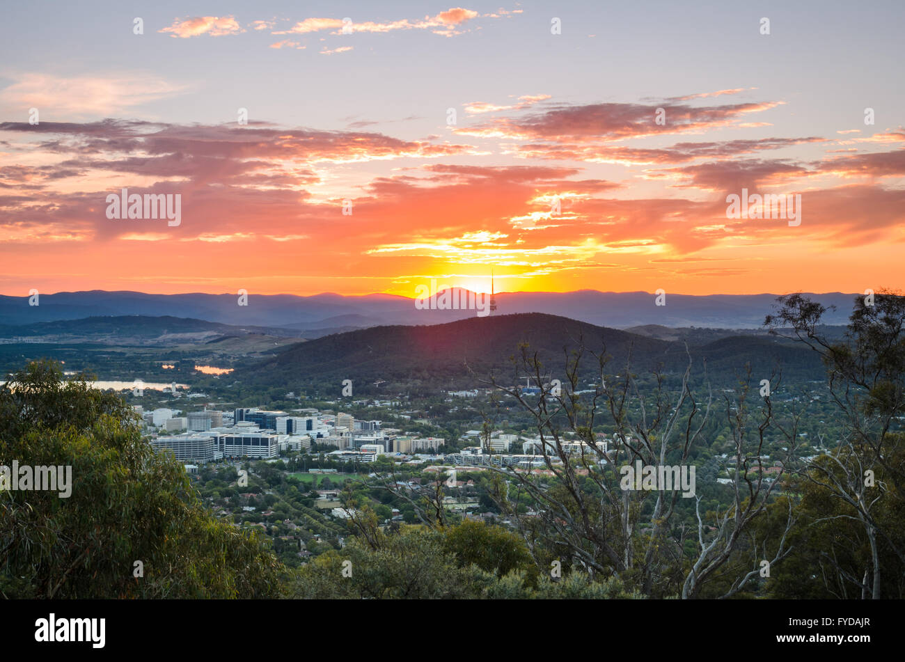 Tramonto da Mt Ainslie in Canberra Foto Stock