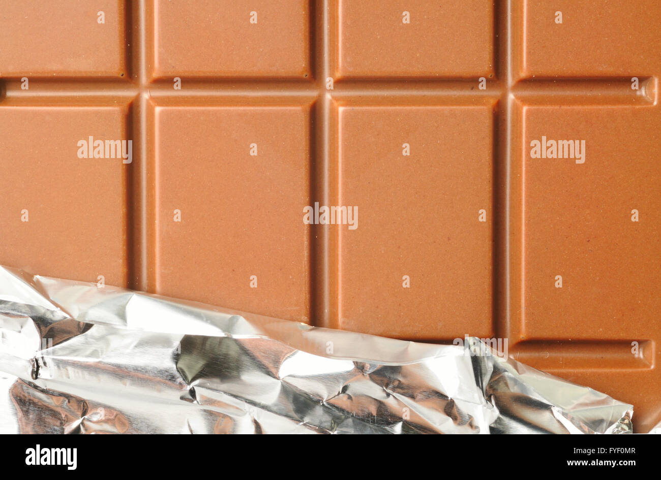 Vista dettagliata del cioccolato con involucro di carta metallizzata Foto Stock