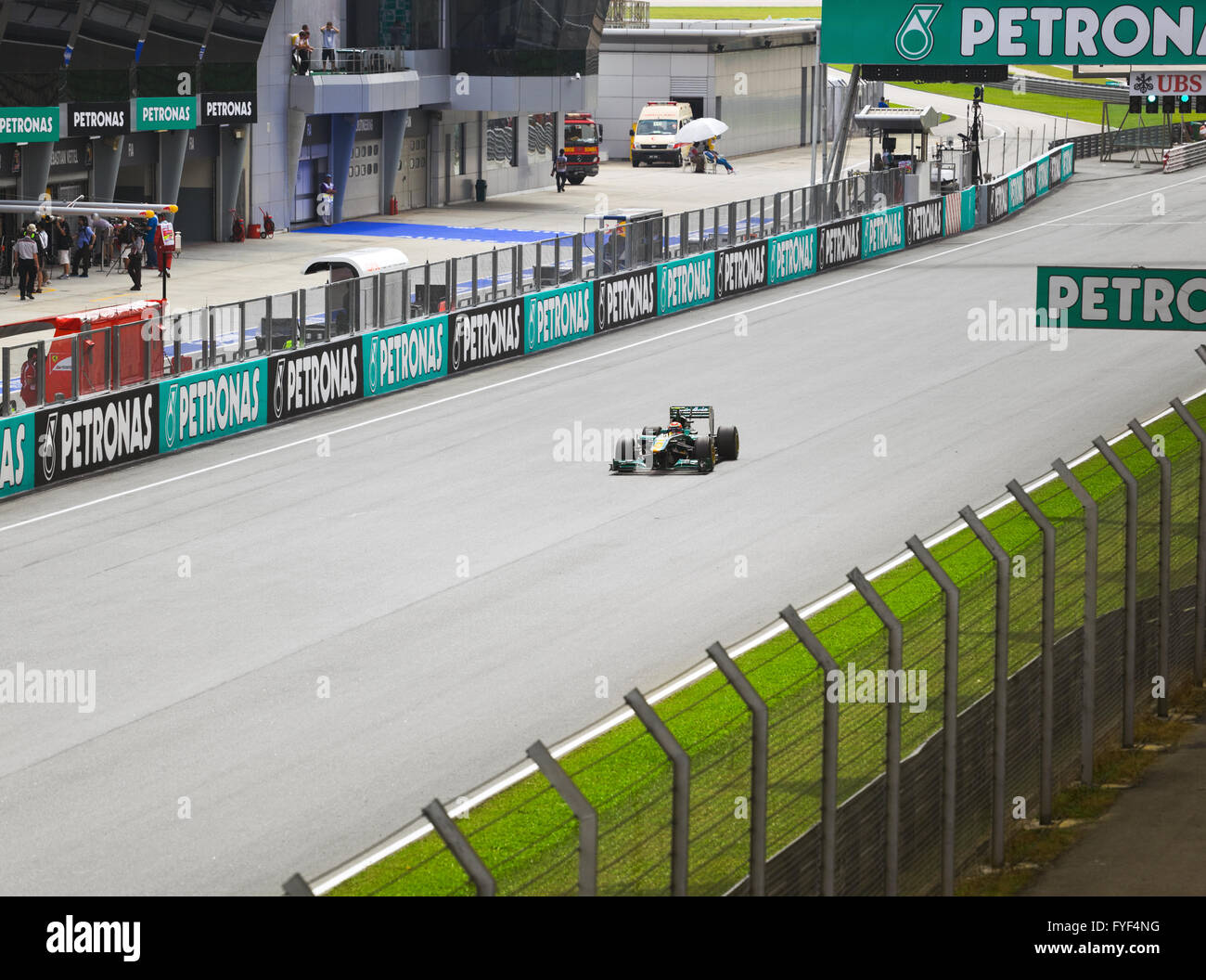 SEPANG, MALESIA - 8 aprile: Jarno Trulli (team Lotus) a prime prove libere del GP di Formula 1, 8 aprile 2011, Sepang, Malesia Foto Stock