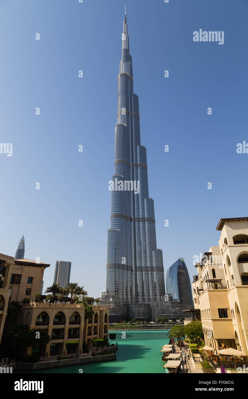 Dubai, Emirati Arabi Uniti - 16 Ottobre 2014: edificio più alto del mondo, il Burj Khalifa. Foto Stock