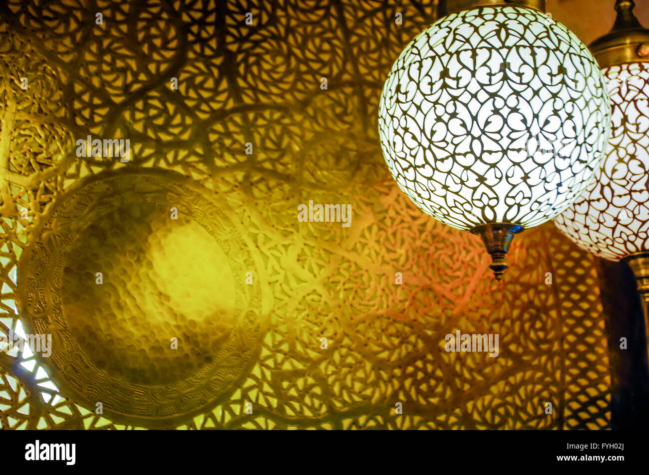 Luci orientali in un bazar marocchini Foto Stock