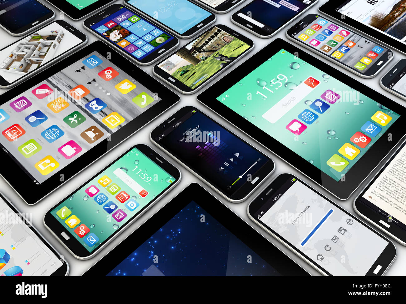 Concetto di applicazioni: un gruppo di dispositivi mobili con le applicazioni sugli schermi Foto Stock