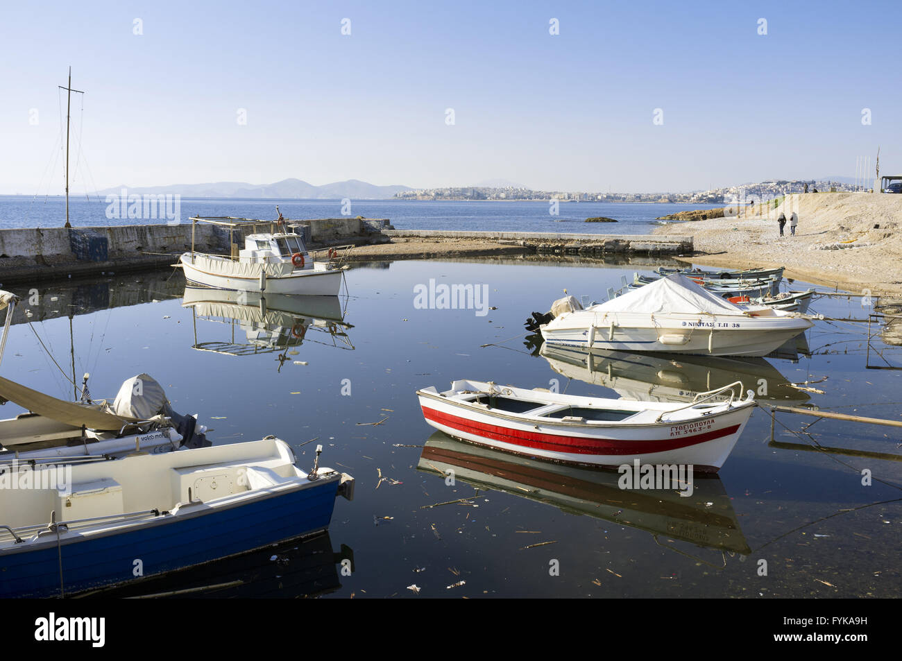 Le barche nel porto, Paleo Faliro, Atene, Grecia Foto Stock