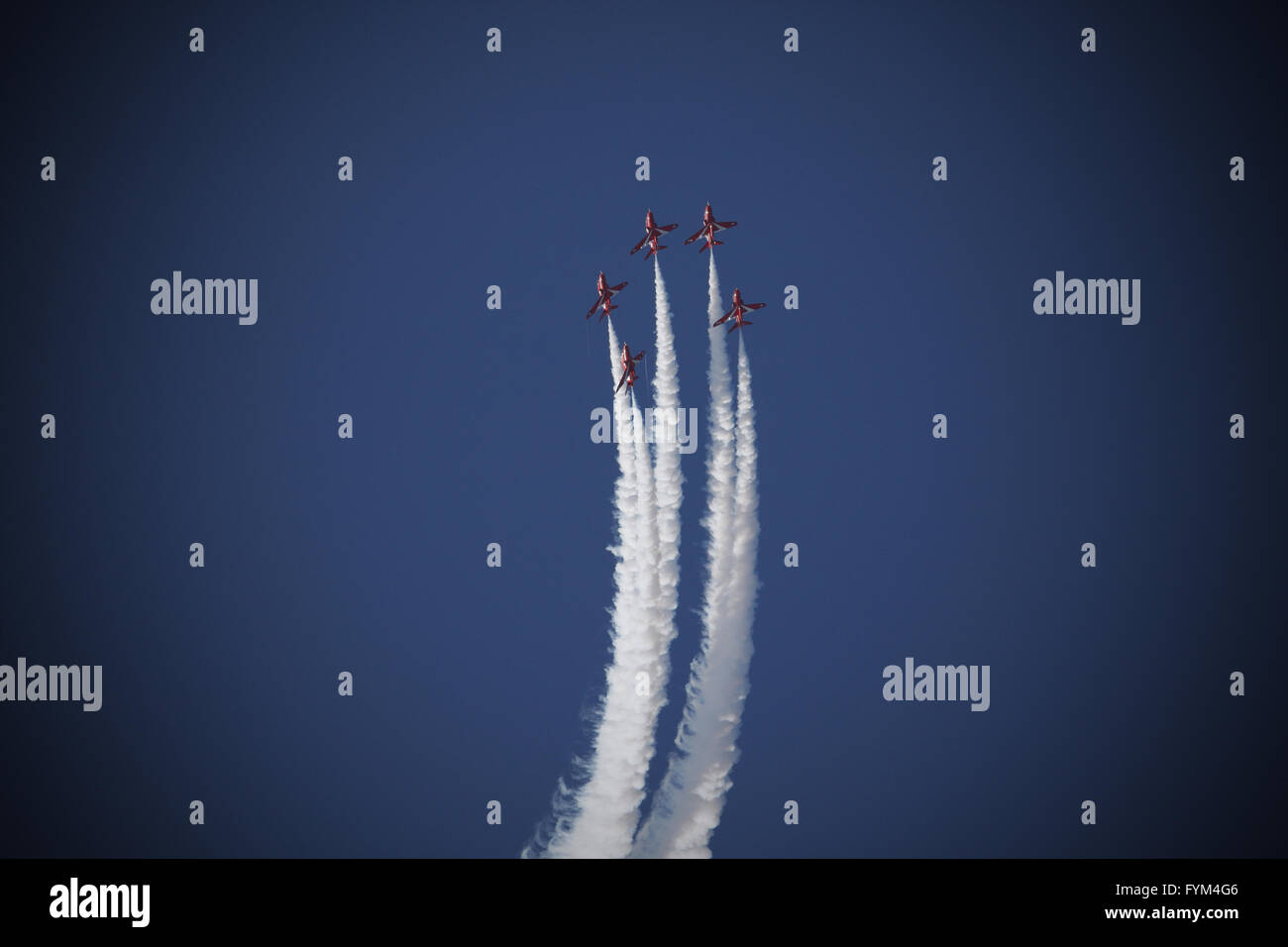 Le frecce rosse team display volare in formazione Foto Stock