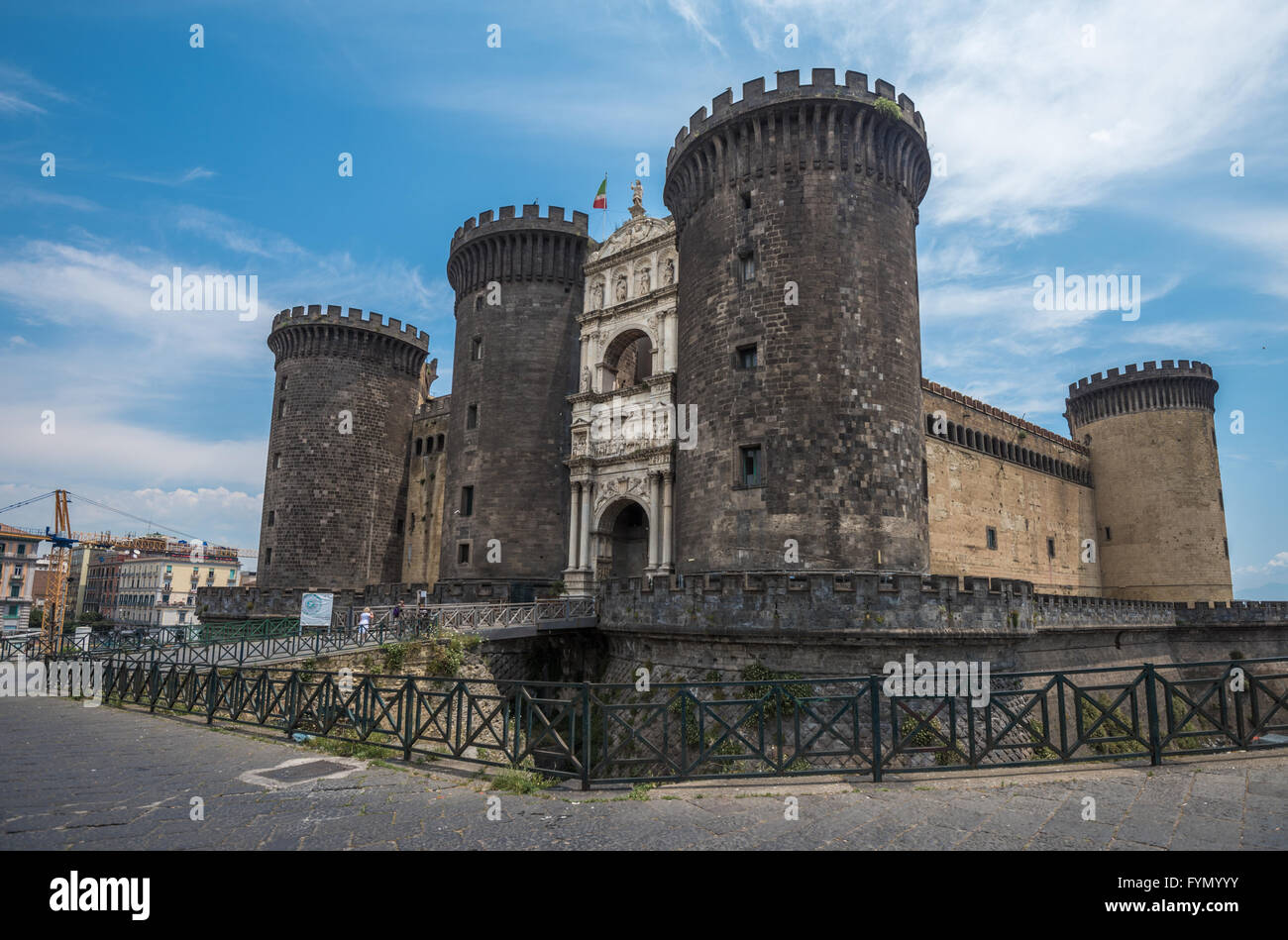 Castel Nuovo o Maschio Angioino, punto di riferimento di napoli, Italia Foto Stock