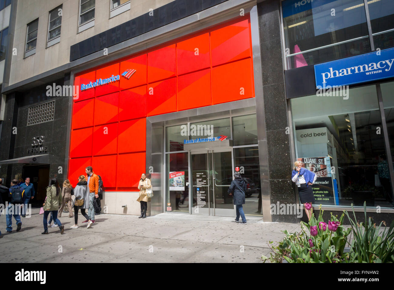 Un ramo di Bank of America a New York martedì 26 aprile, 2016. Bank of America è di tenere la sua annuale degli azionisti di Charlotte, NC e voteranno su 13 i membri del consiglio di amministrazione. (© Richard B. Levine) Foto Stock