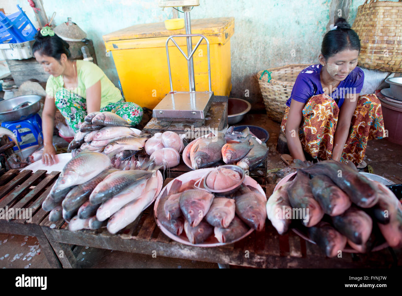 NYAUNG-U, Myanmar - a Nyaung-U Mercato, vicino a Bagan, Myanmar (Birmania). Il mercato è anche noto come Mani Sithu mercato. Foto Stock