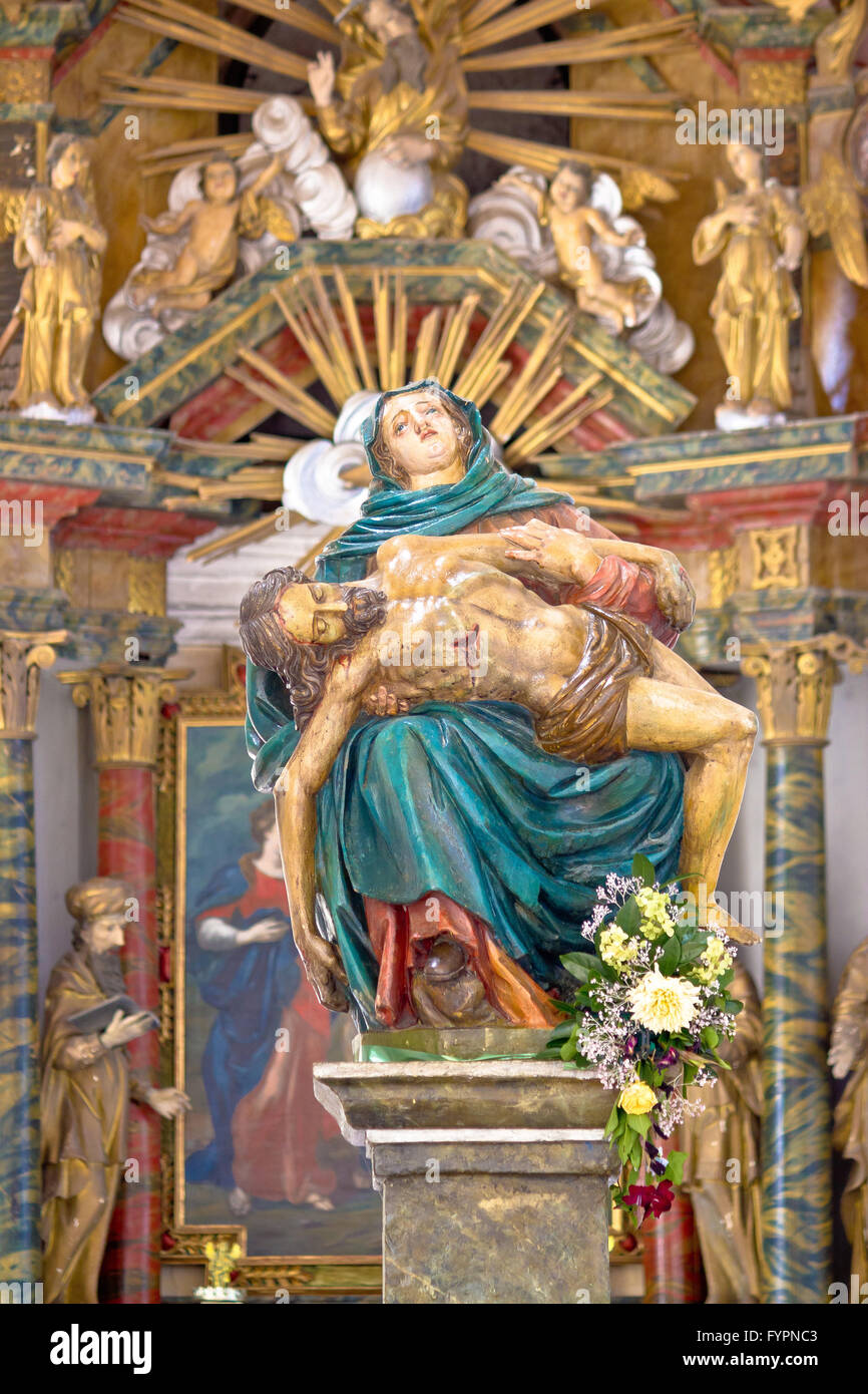 Maria e Gesù 16 secolo statua Foto Stock