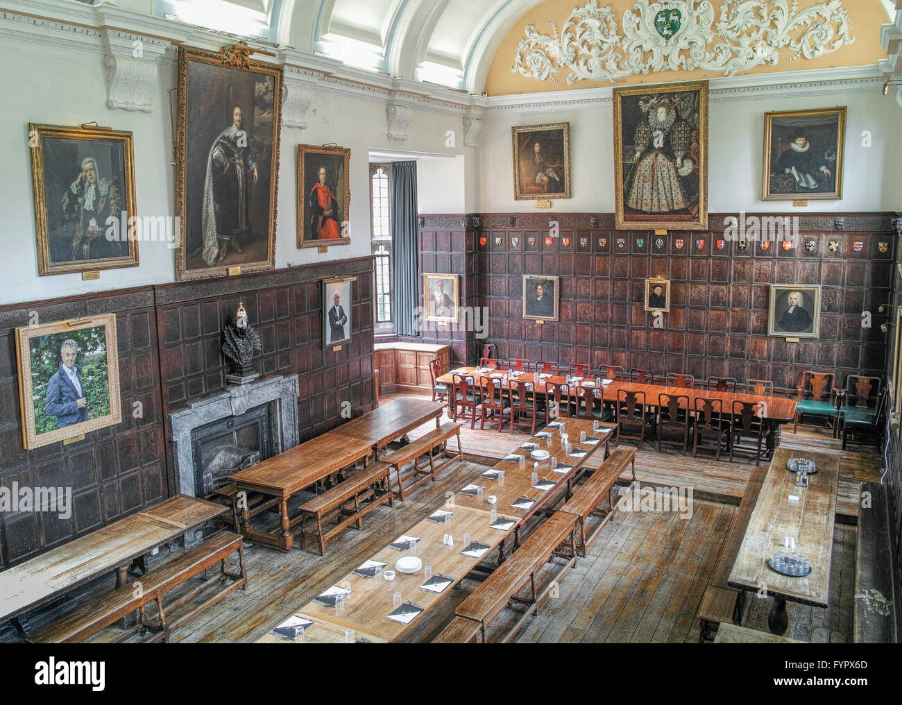 La sala da pranzo a Jesus College, Università di Oxford, costruito nel 1571. Foto Stock