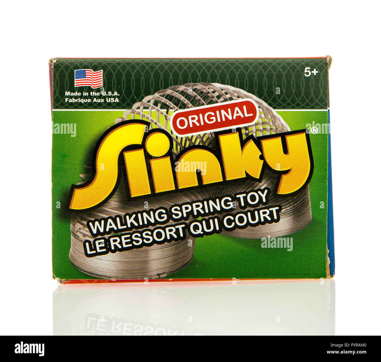 Winneconne, WI - 5 Feb 2016: casella di l'originale Slinky walking giocattolo a molla Foto Stock