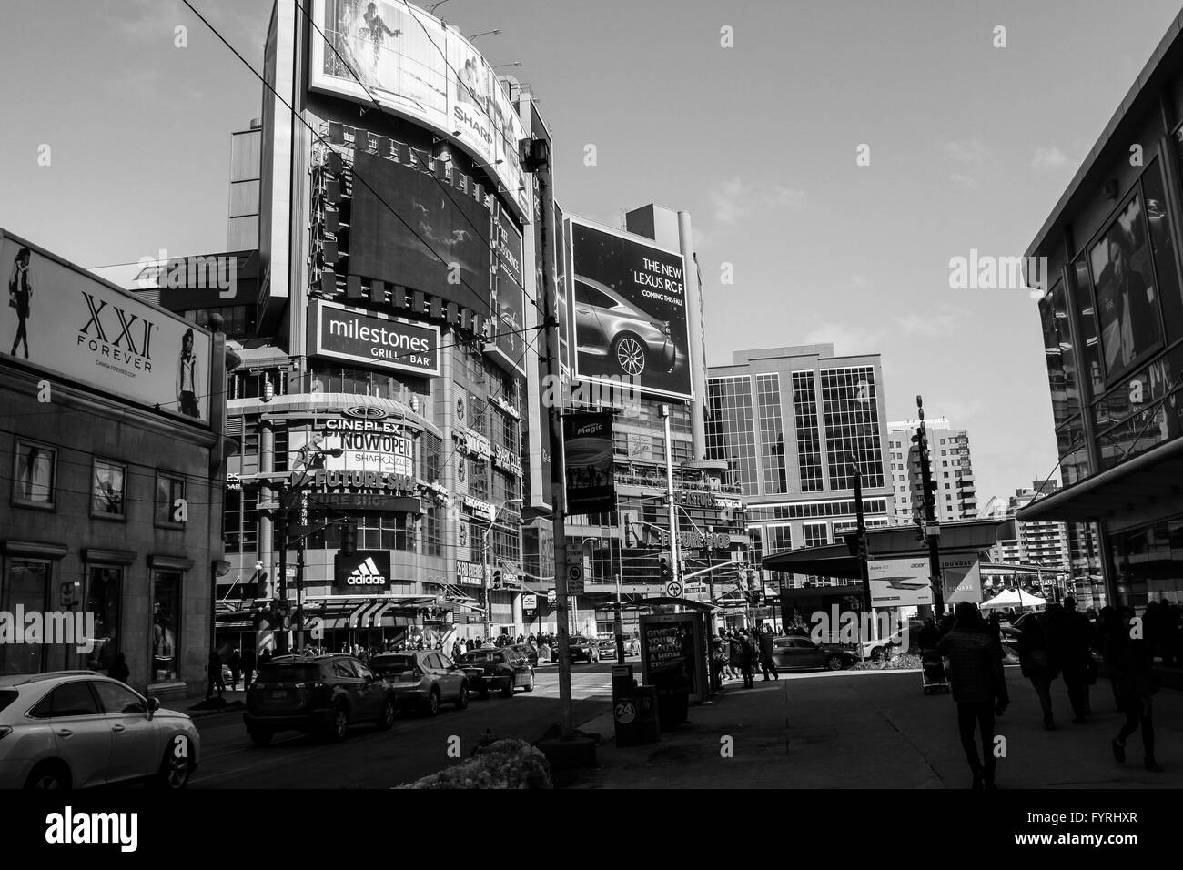 Younge-Dundas Square a Toronto, Ontario Foto Stock