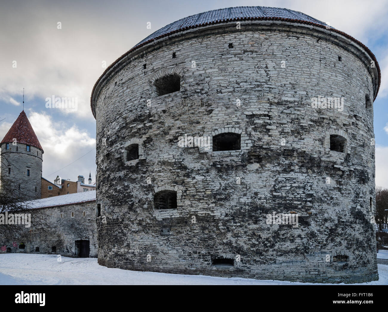 Torre medievale di spessore Margarita a Tallinn Foto Stock