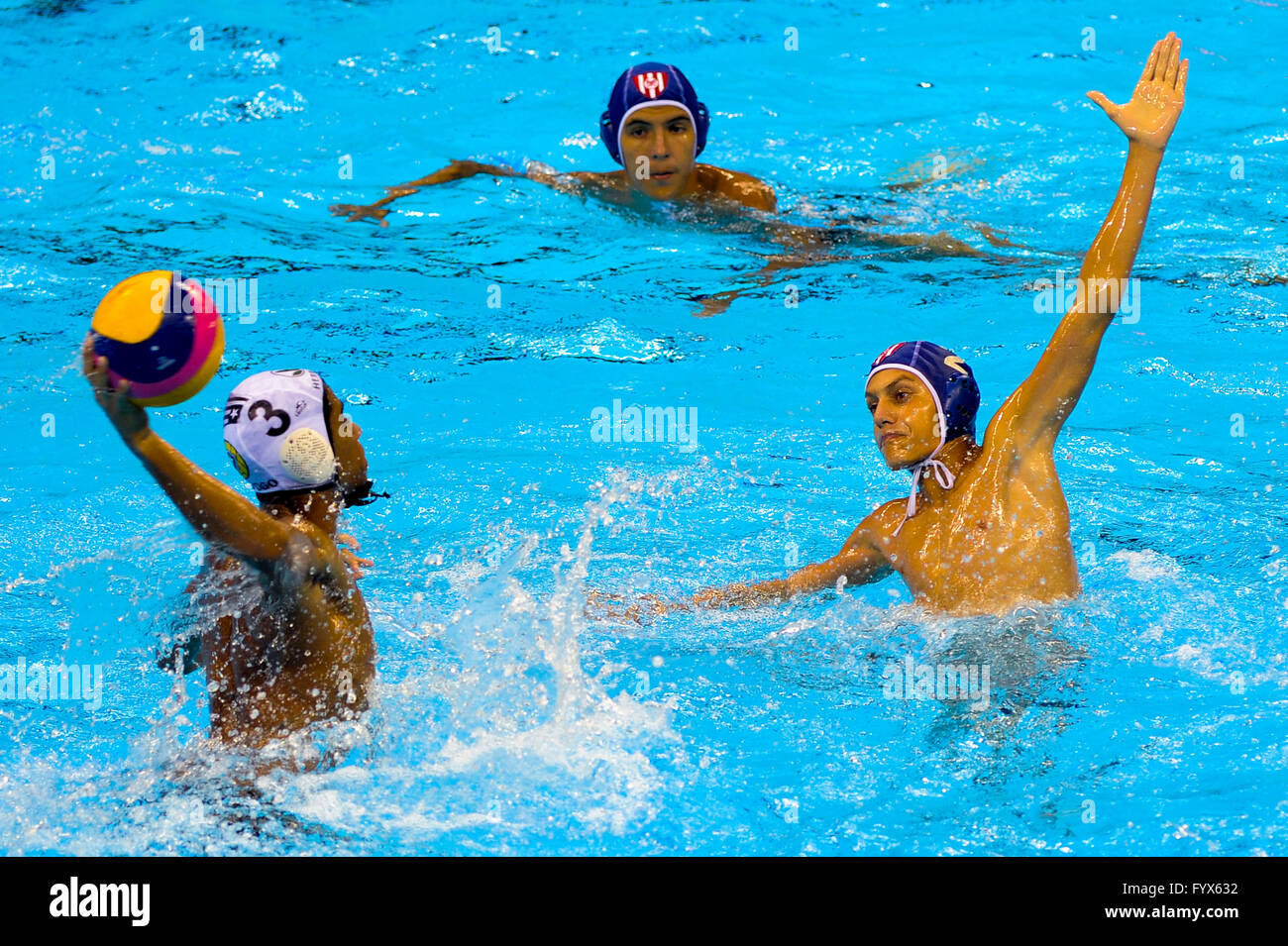 Rio de Janeiro, Brasile. 28 Aprile, 2016. Il Botafogo x Tijuca Tenis Club durante la pallanuoto Evento di prova che ha luogo dal 25 al 29 Aprile e si terrà presso l'Acquatico Olympic Stadium, l'Olympic Park Bar Tijuca. Credito: Fotoarena/Alamy Live News Foto Stock