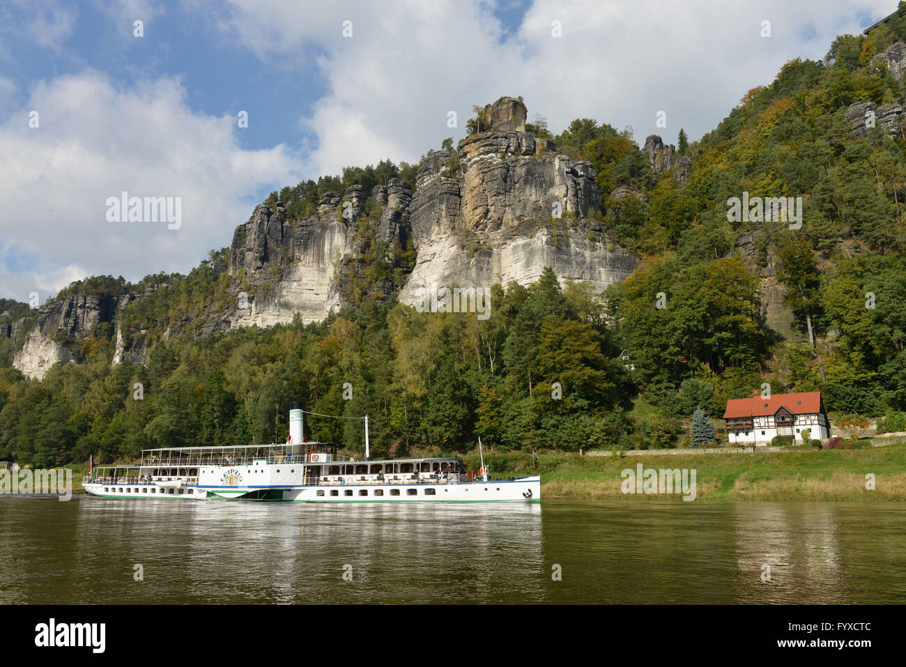 Piroscafo Leipzig, sistema di cottura a vapore, il fiume Elba, bianche rocce, Elba montagne di arenaria, Sassonia, Germania / Weisse Brüche Foto Stock