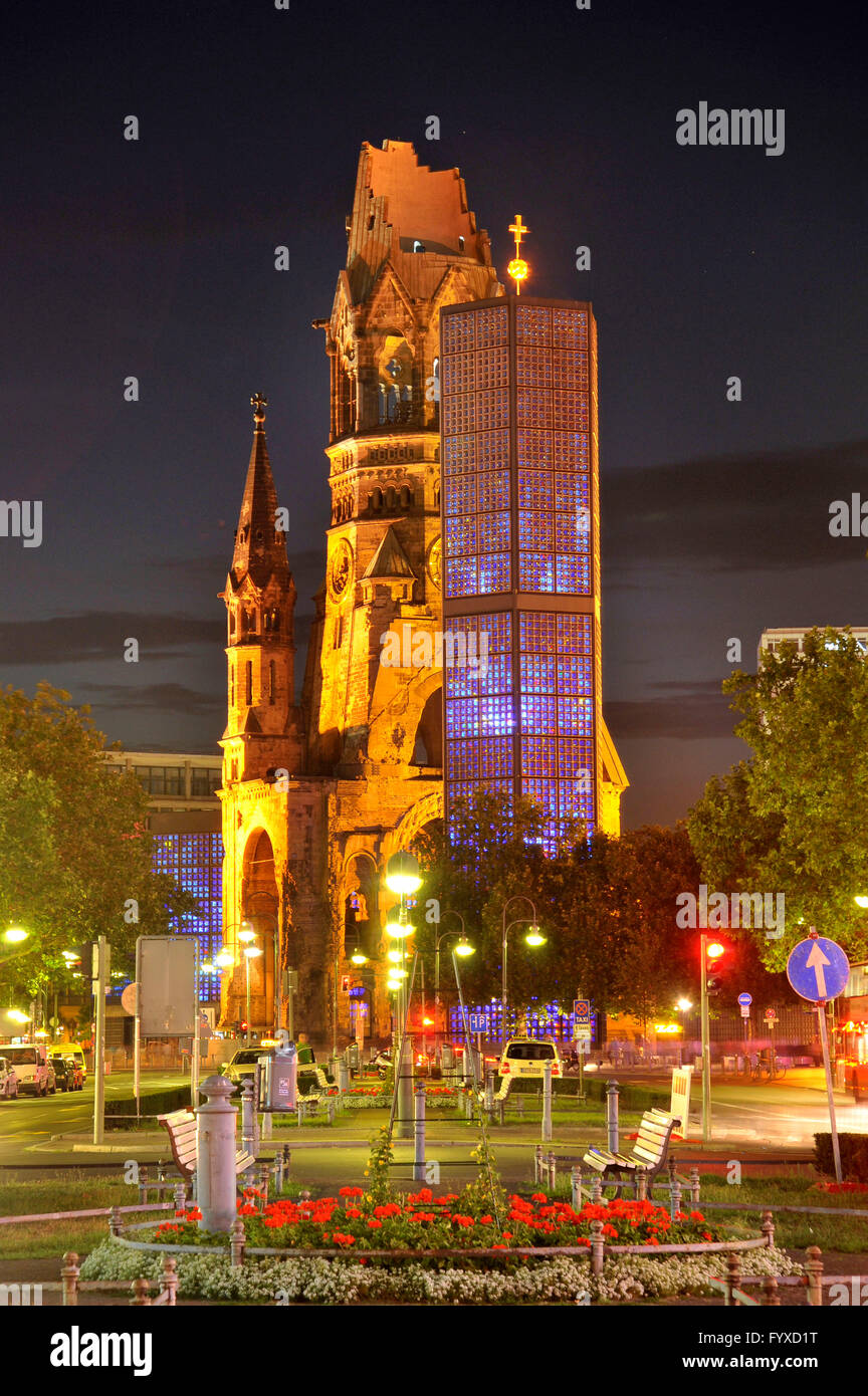 Kaiser Wilhelm Memorial Church, Tauentzienstrasse, Charlottenburg di Berlino, Germania / Kaiser-Wilhelm-Gedachtniskirche Kaiser-Wilhelm-Gedächtniskirche Foto Stock