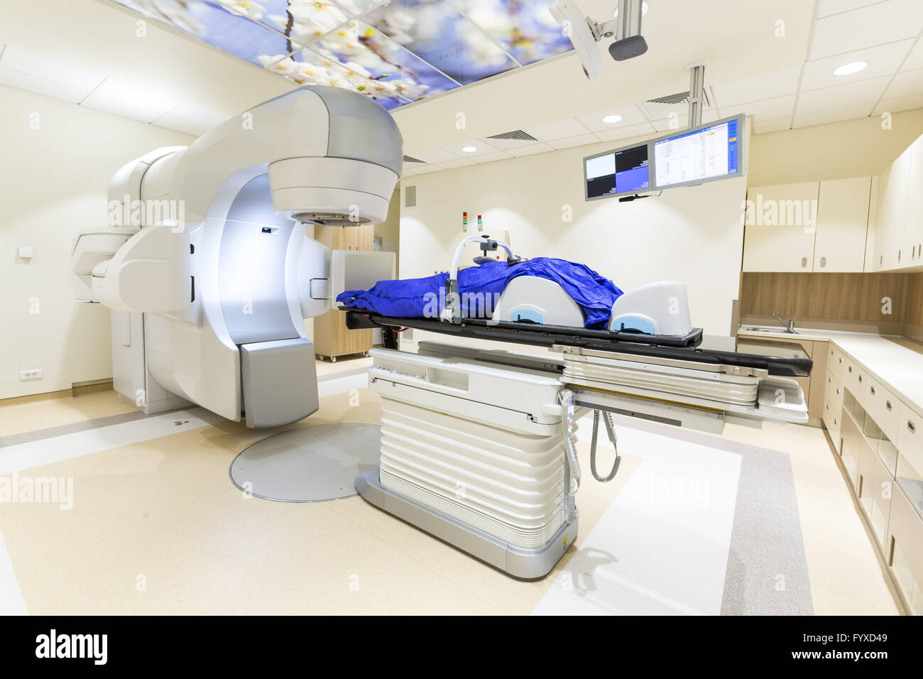 La terapia con radiazioni per il cancro Foto Stock