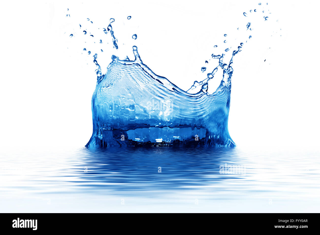 Acqua fresca pulita splash in blu Foto Stock