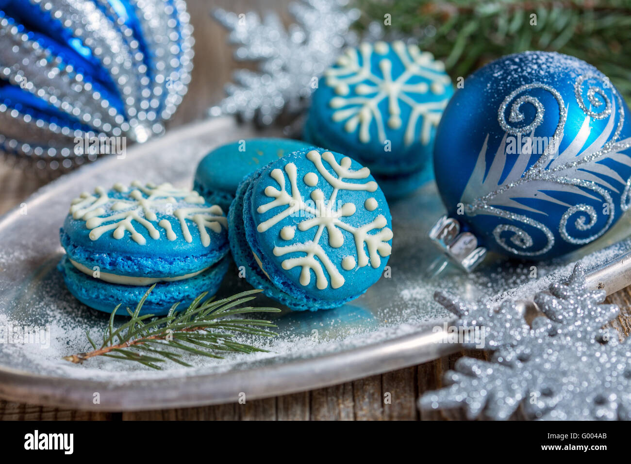 Macarons con decorazioni di Natale. Foto Stock