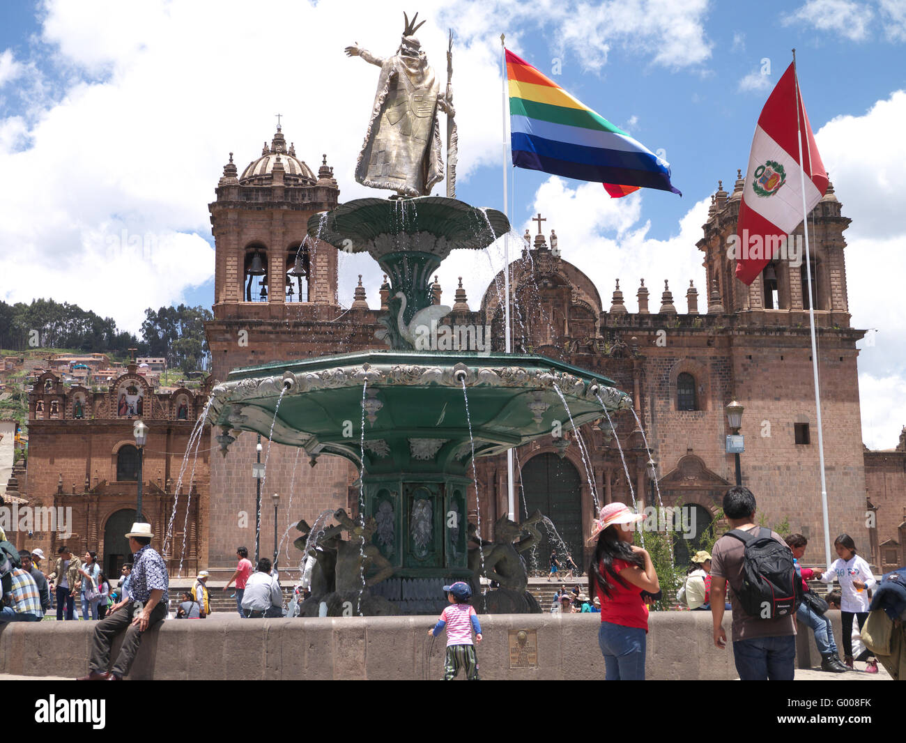 Fontana di fronte Cattedrale Santo Domingo Cusco Peru Foto Stock