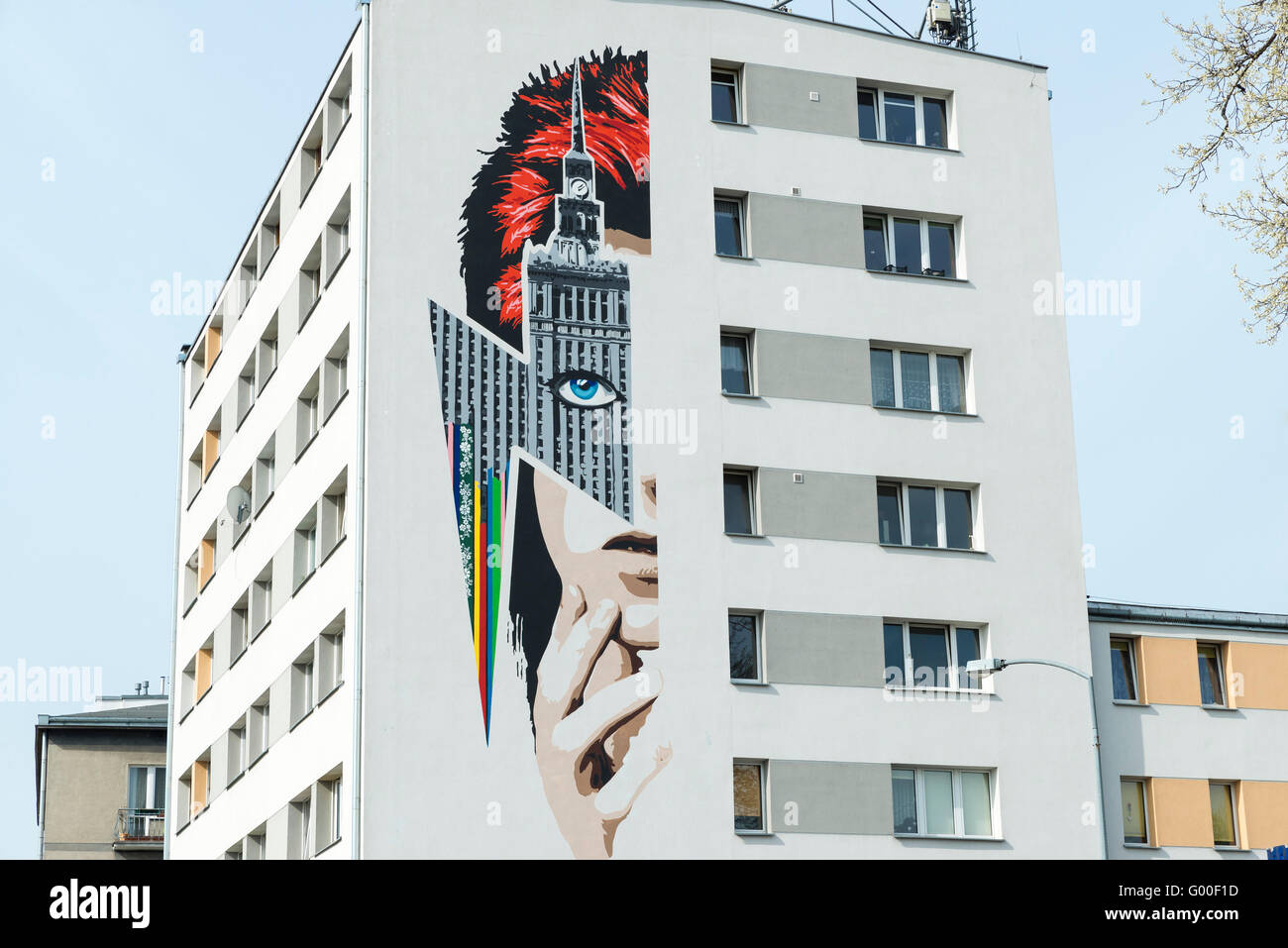 Un murale raffigurante il Compianto UK rock star David Bowie, Varsavia, Polonia, Europa Foto Stock