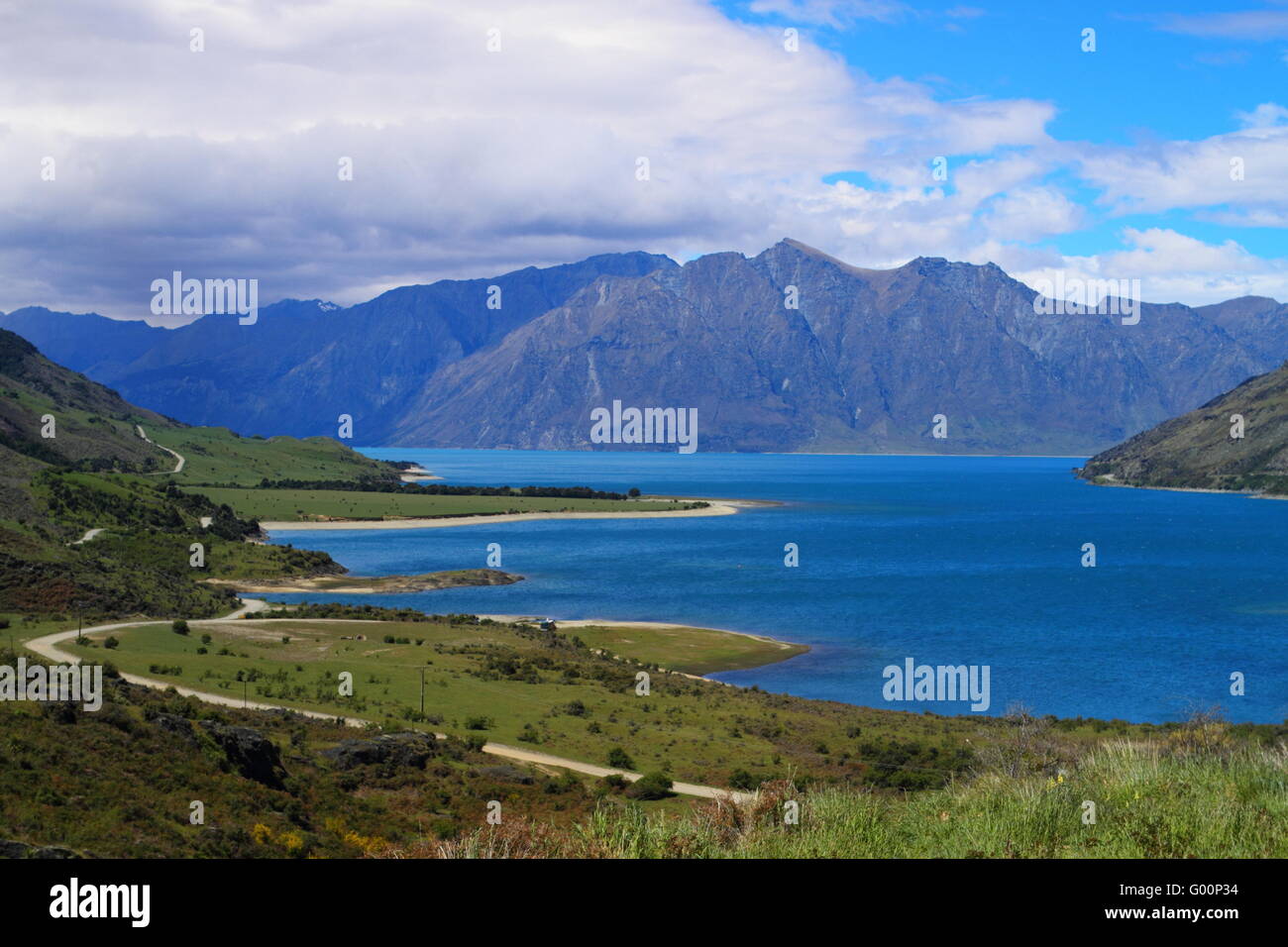 Il bel lago Wanaka nella regione di Otago Foto Stock