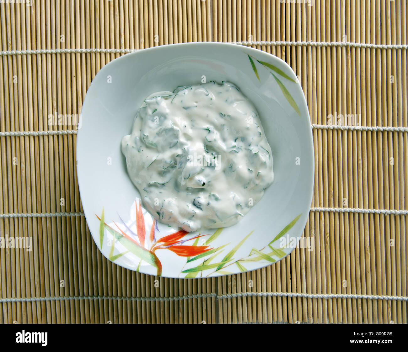 Gli spinaci Yogurt Dip Foto Stock