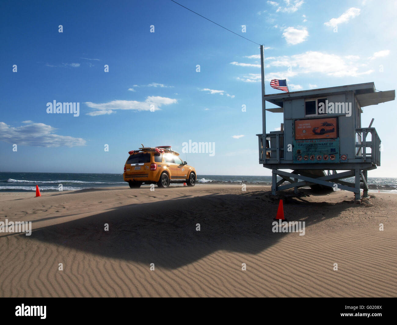 Rettungswagen am Venice Beach Foto Stock