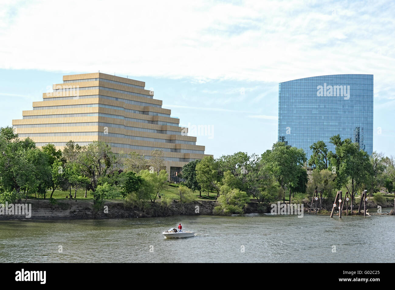 La Ziggurat la costruzione presso il Riverfront Park in West Sacramento, California, U.S.A. Foto Stock