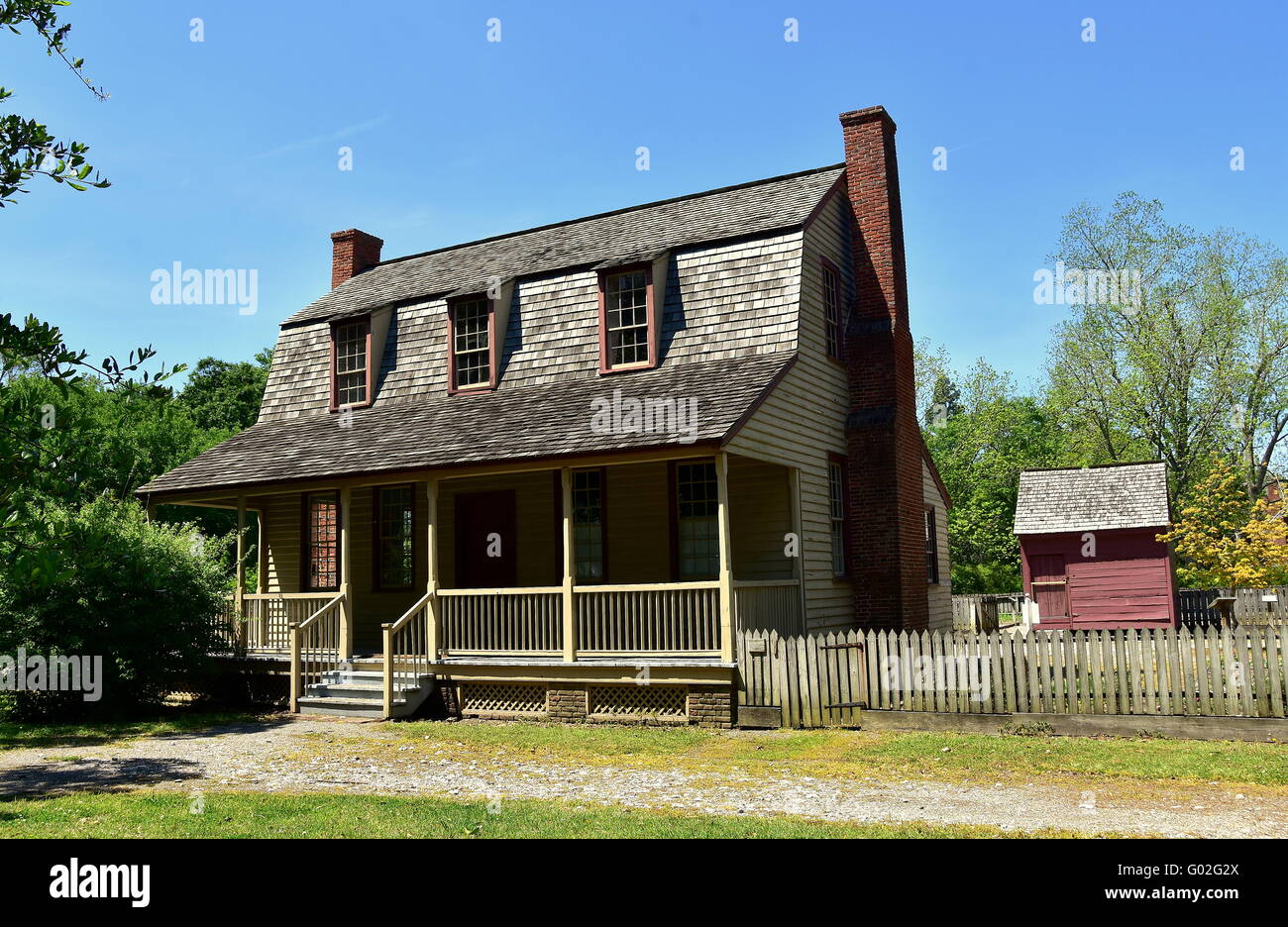 Bagno, North Carolina: 1790 Van Der Veer olandese casa coloniale con tetto gambrel e portico anteriore Foto Stock