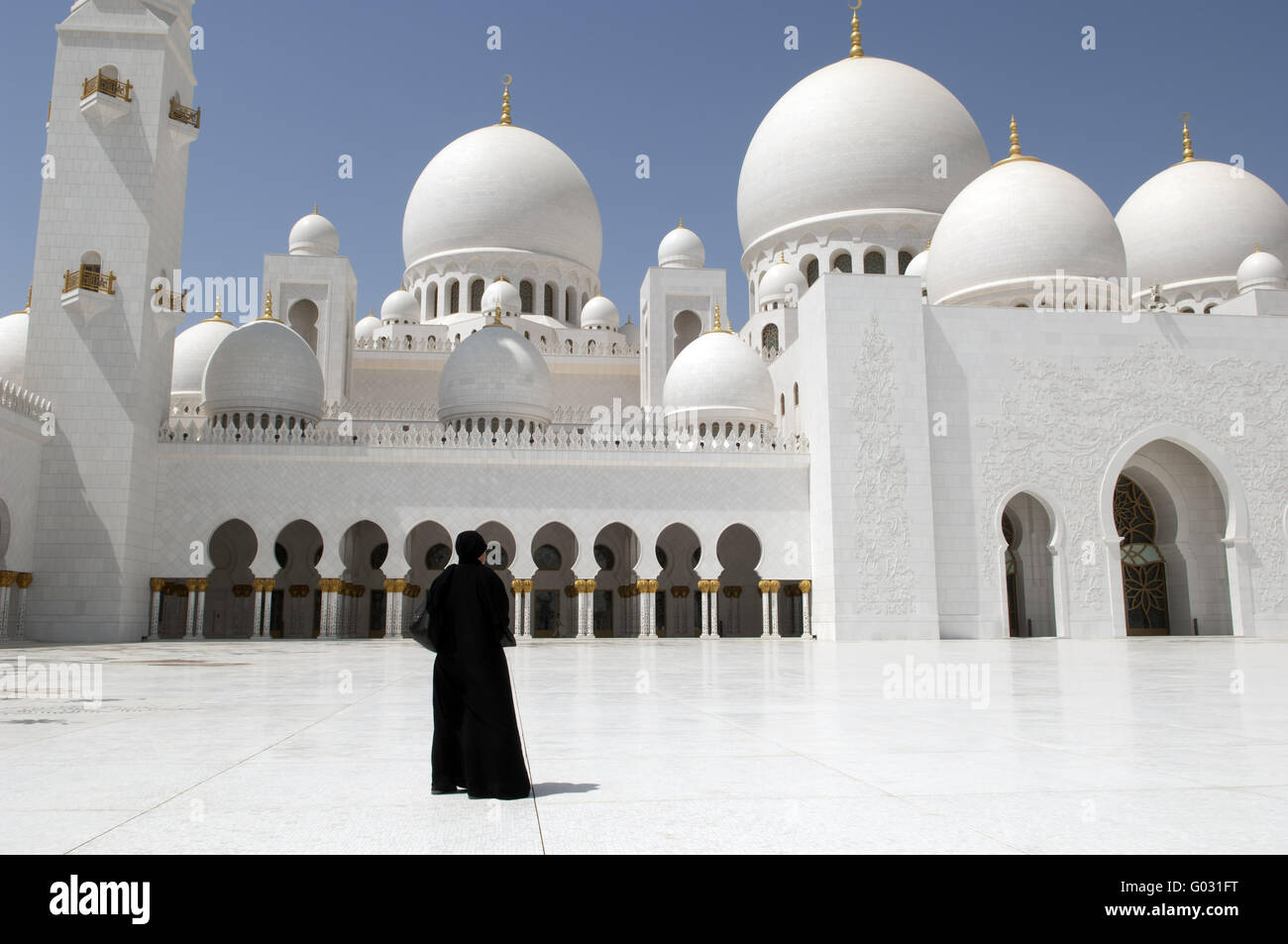 Emirates Abu Dhabi Dubai Arabian donne alla Moschea Sheikh Zayed Foto Stock