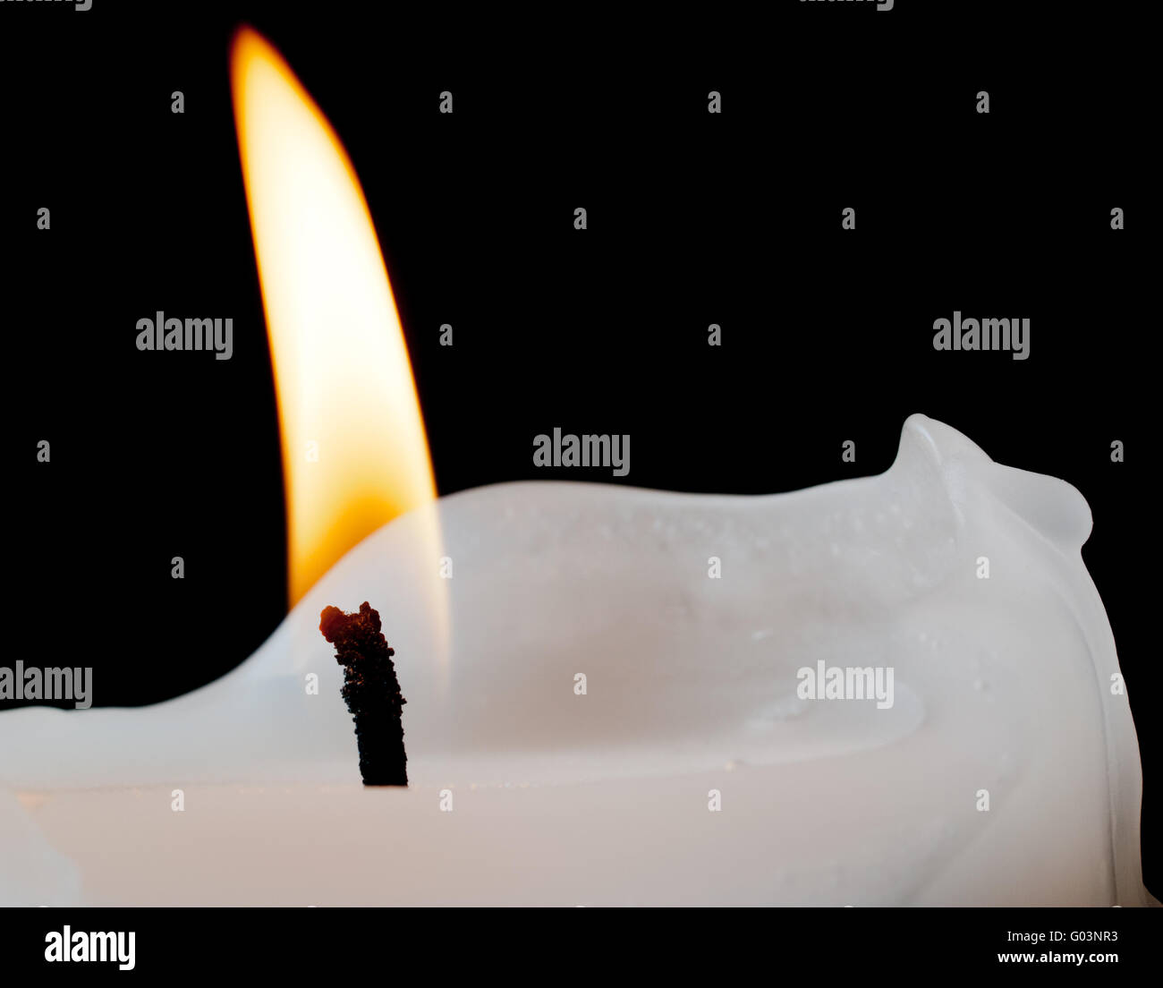 Fiamma di una candela Foto Stock