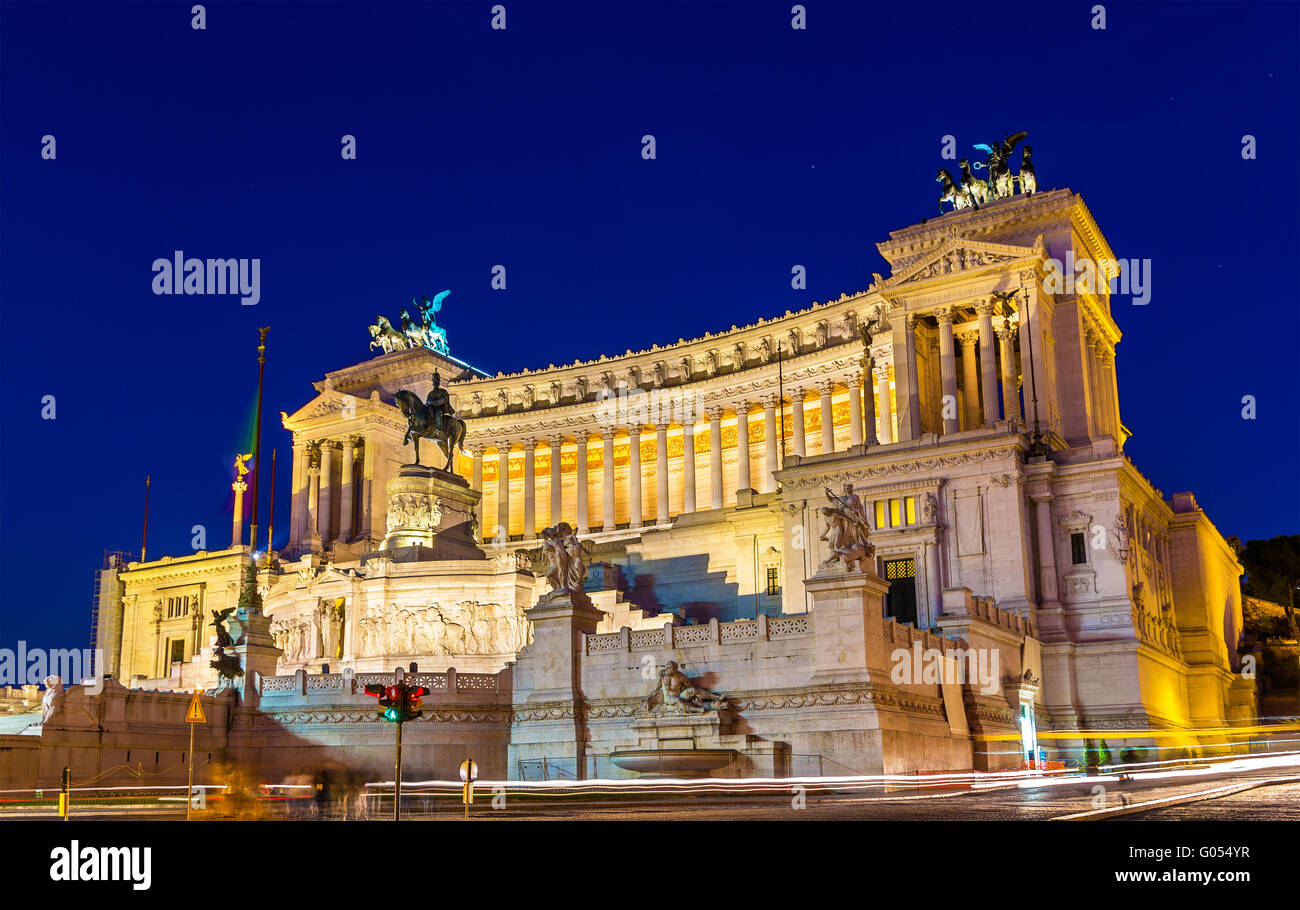 Altare della Patria di Notte - Roma Foto Stock