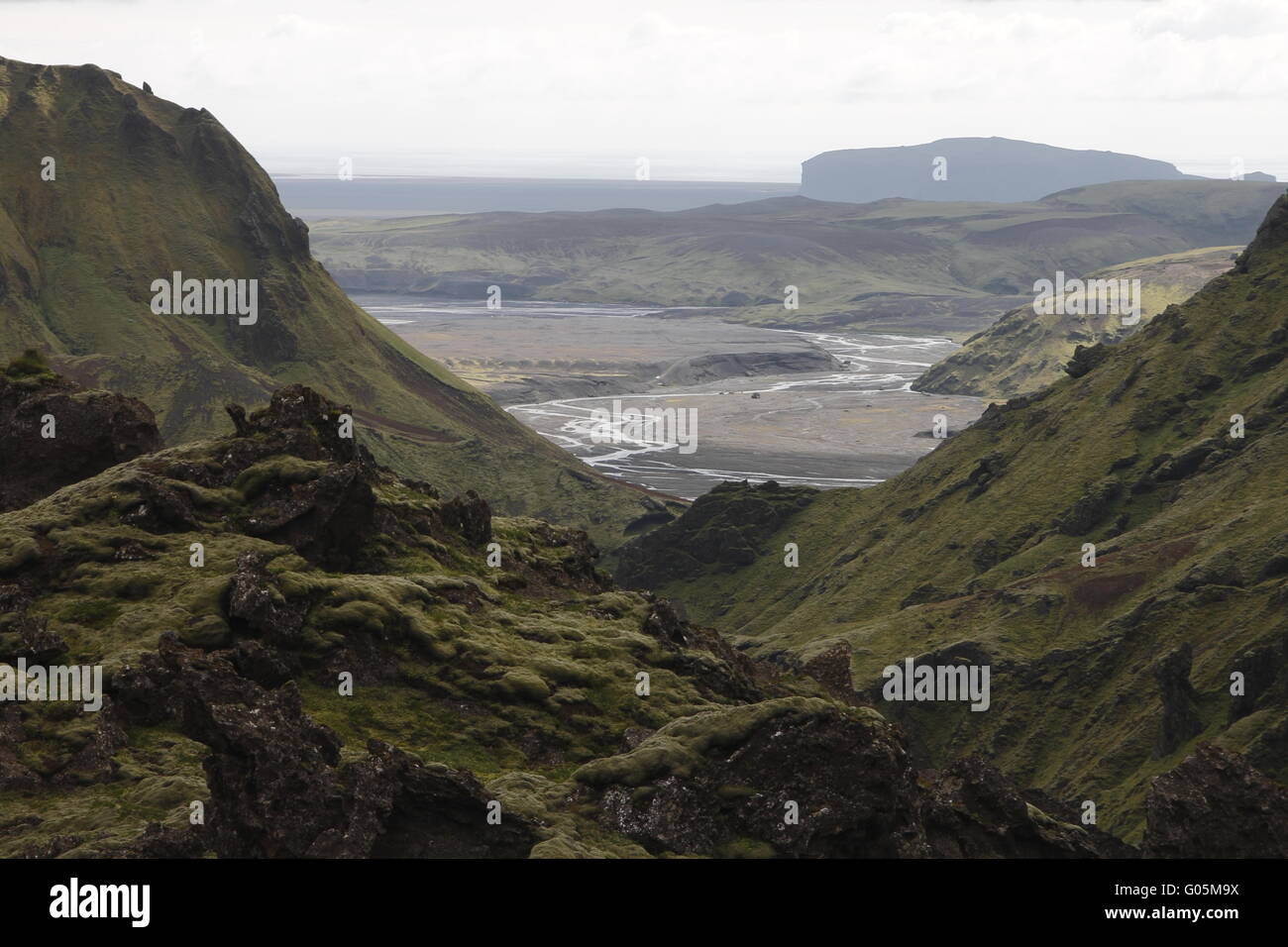 Mýrdalssandur come visto da un percorso escursionistico nei dintorni del Þakgil (Thakgil) campeggio Foto Stock