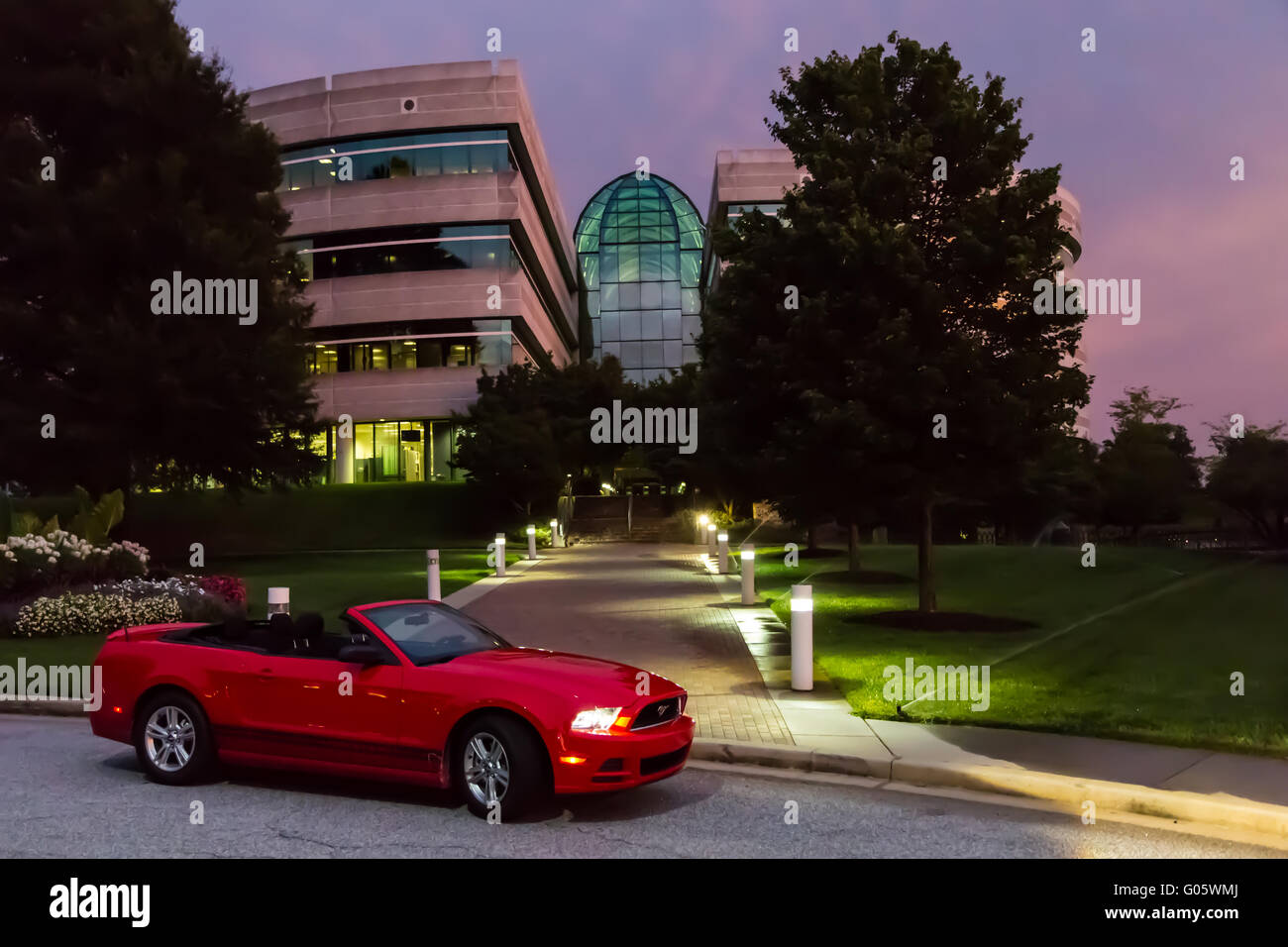 Ford Mustang Convertible di sera Foto Stock