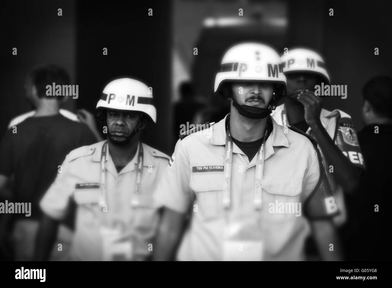 Brasilien, Salvador da Bahia, M 2014, Frankreich vs. Schweiz, Militärpolizei im Stadion. Solo uso editoriale [(c) (FREELENS Pool) Foto Stock