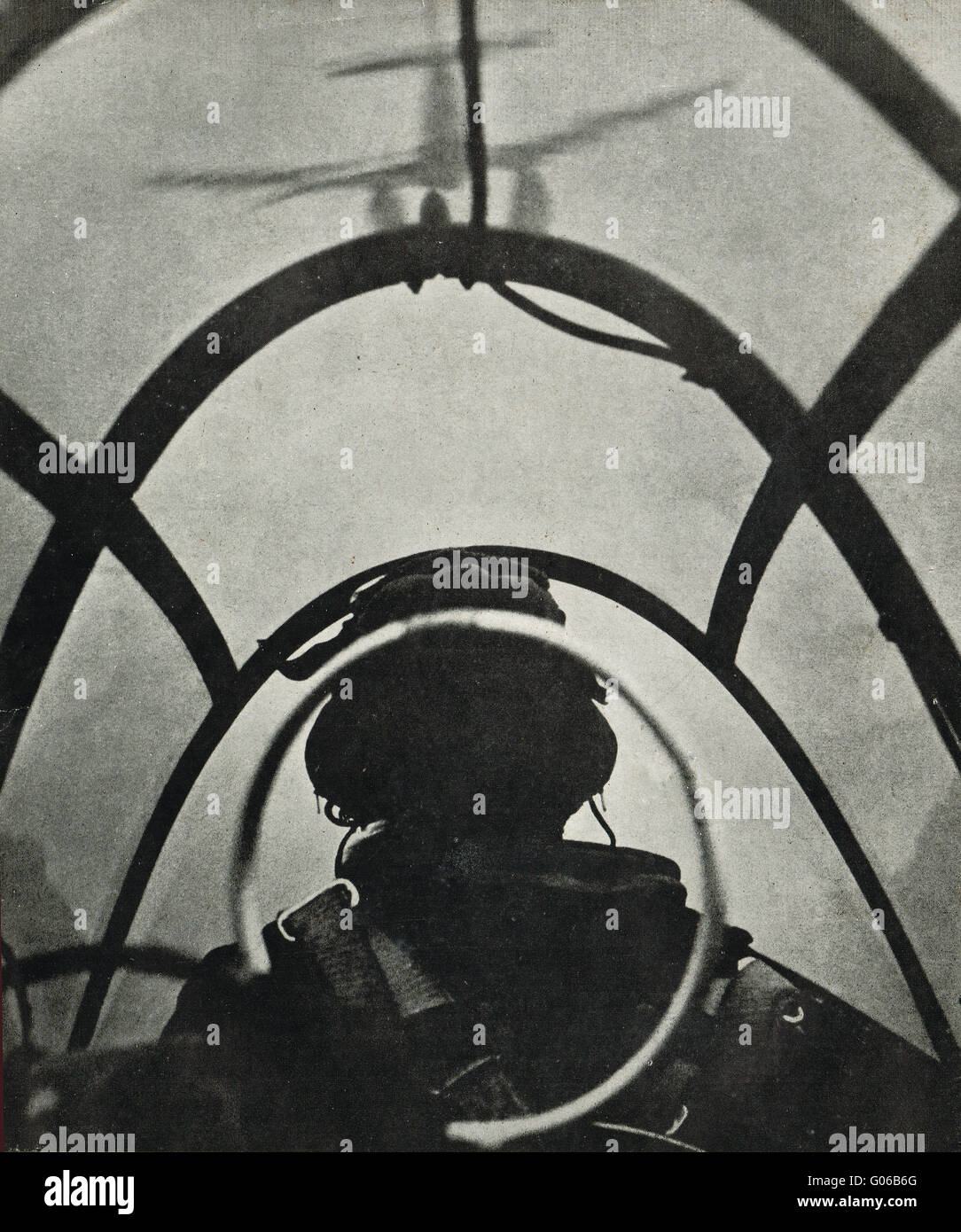 WW2 pilota il piano di volo di pattuglia 1944 Foto Stock