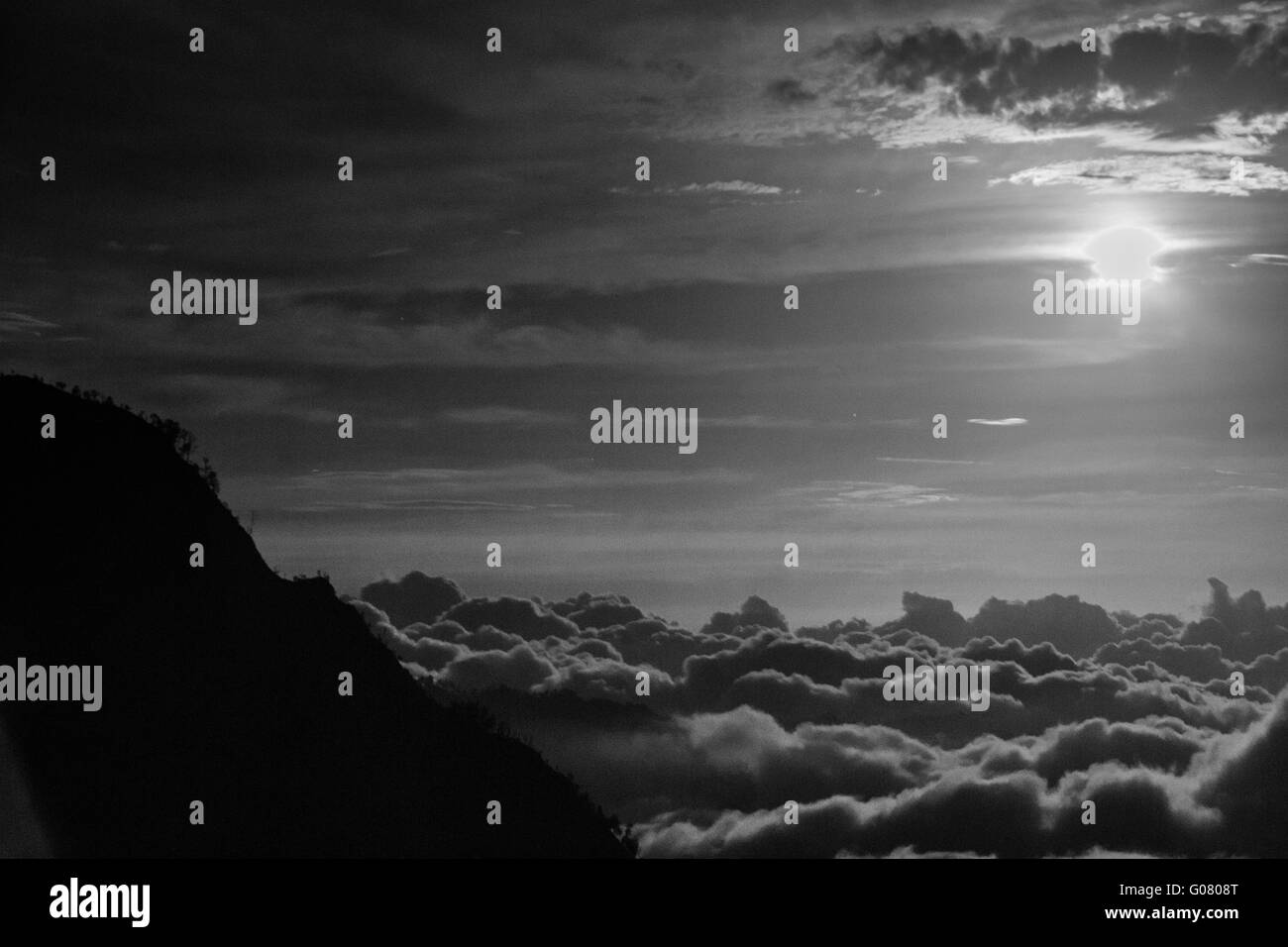 Il cloud scape di notte Foto Stock