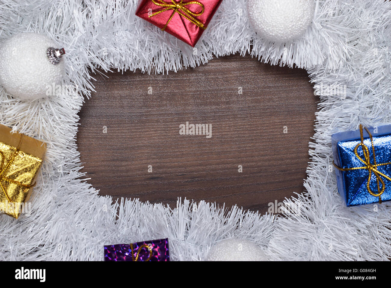 Doni e decorazione di Natale su backgroun in legno Foto Stock