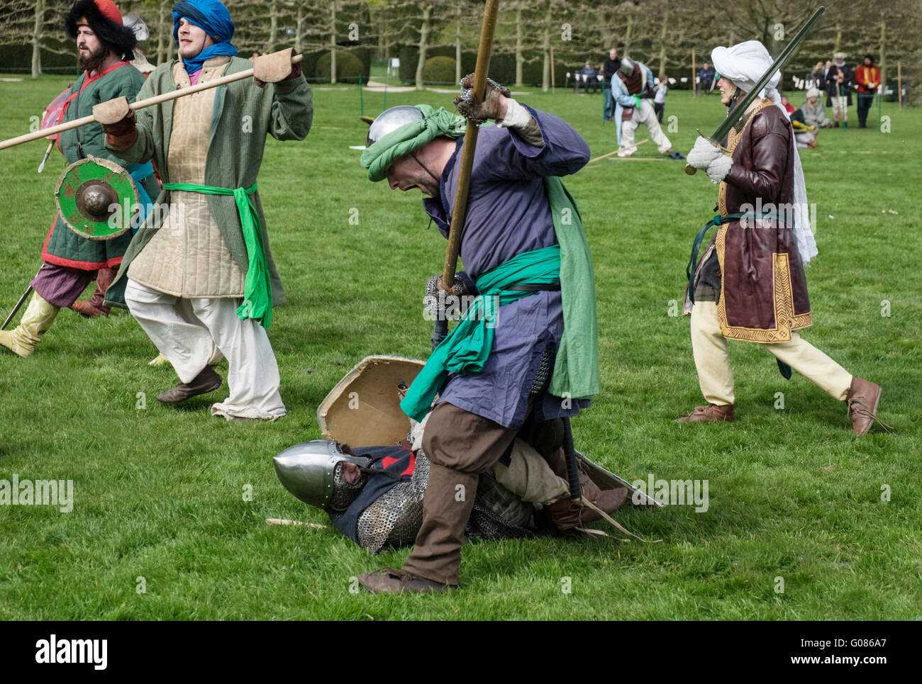 Battaglia rievocazione, corteo medievale Foto Stock
