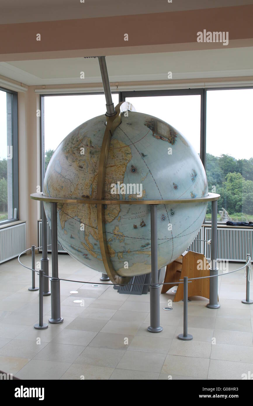 Un globo gigante Foto Stock