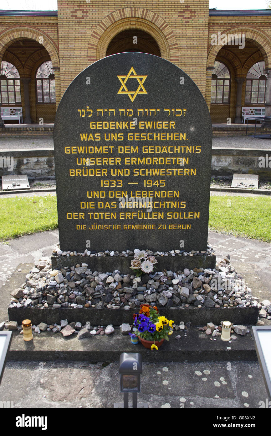 Area di ingresso del cimitero di ebraismo a Berlino Weisse Foto Stock