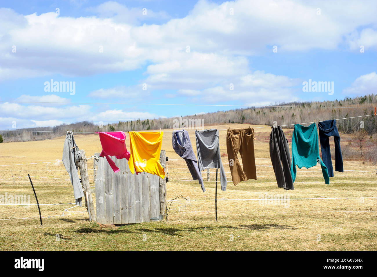 Servizio lavanderia battenti nel vento Foto Stock