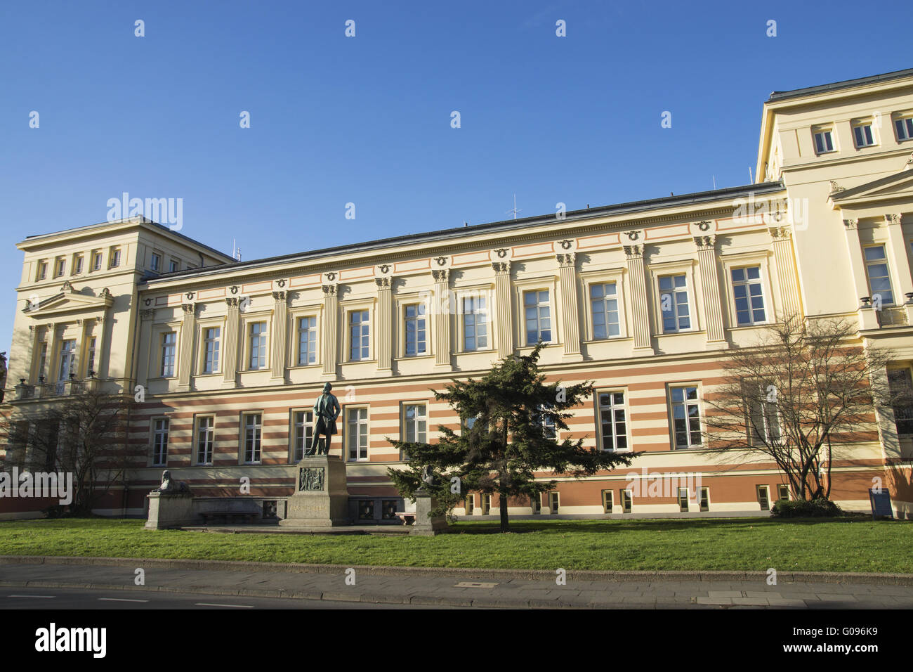 Università di Bonn Meckenheimer; avenue con Memorial Foto Stock